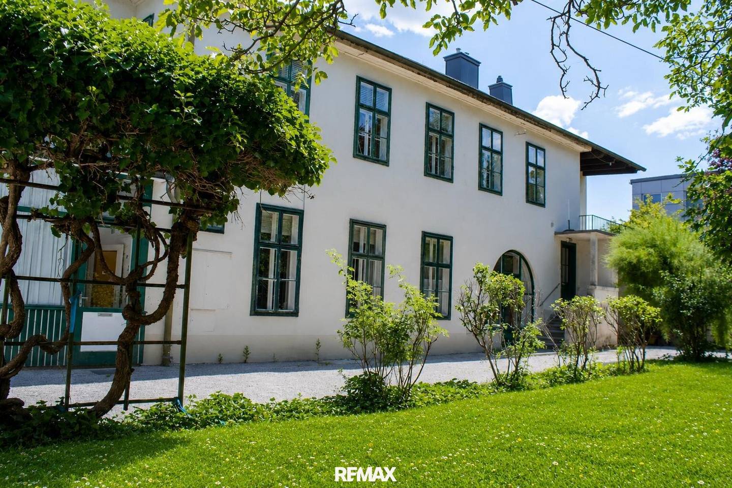 "Historische Liegenschaft im Zentrum von Baden bei Wien!"