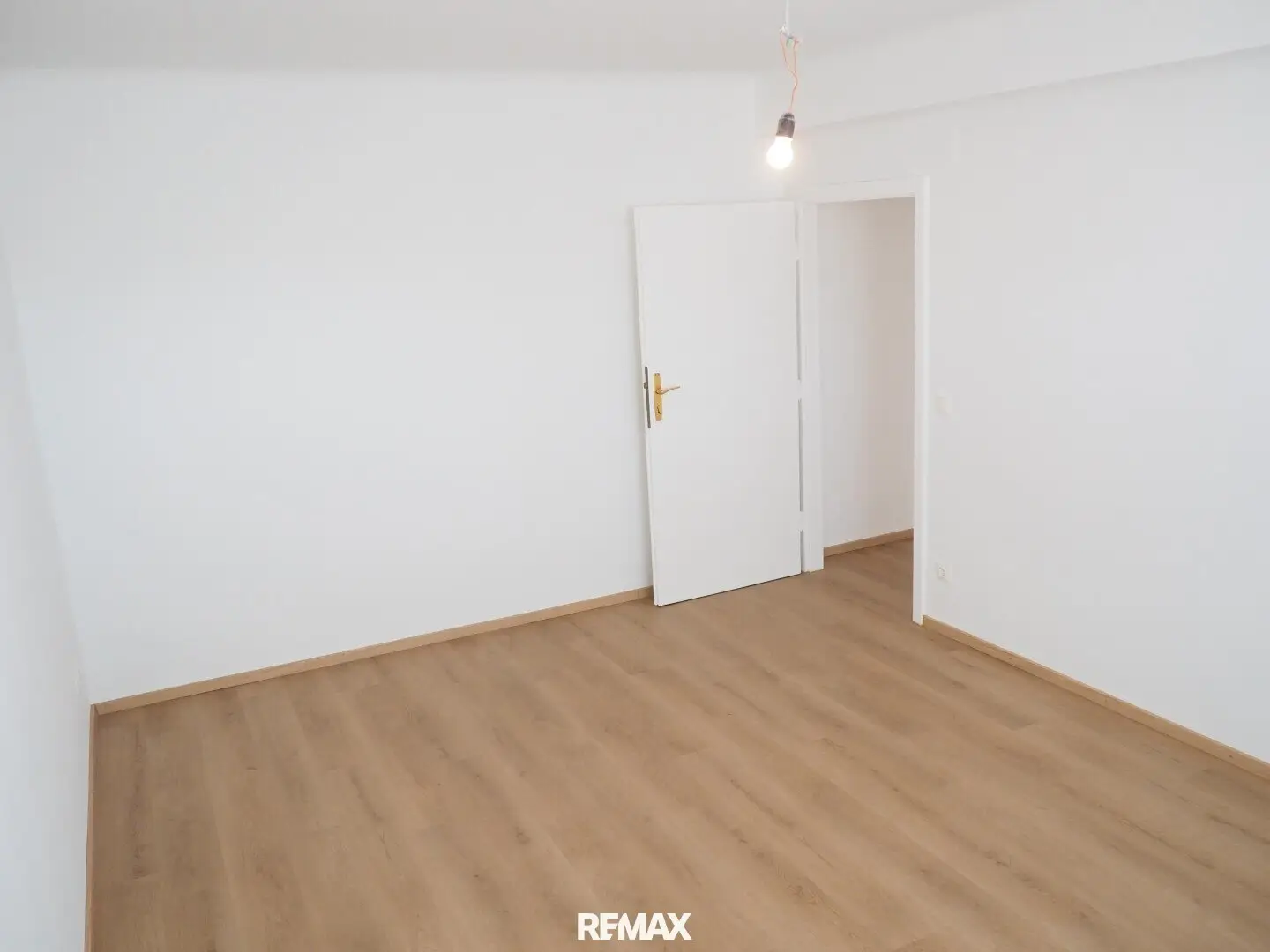 2.5-room first occupancy after renovation