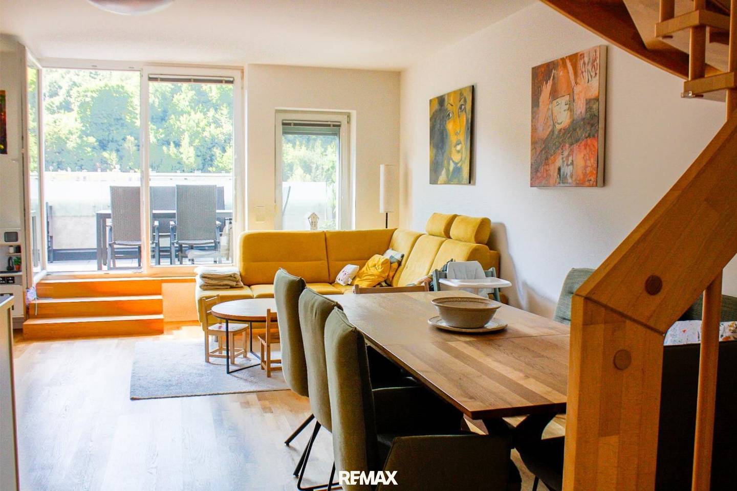 "Familienwohnung mit Ausblick!"