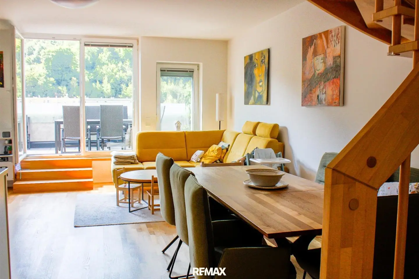 "Familienwohnung mit Ausblick!"