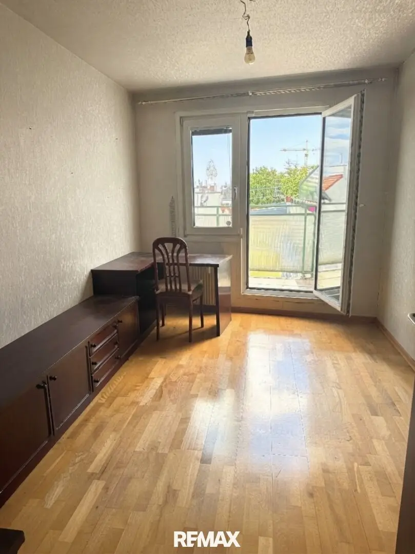 "4 Zimmer -Wohnung mit 2 Terrassen!"
