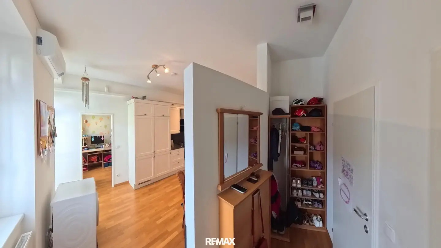 Cozy 3-room apartment with balcony