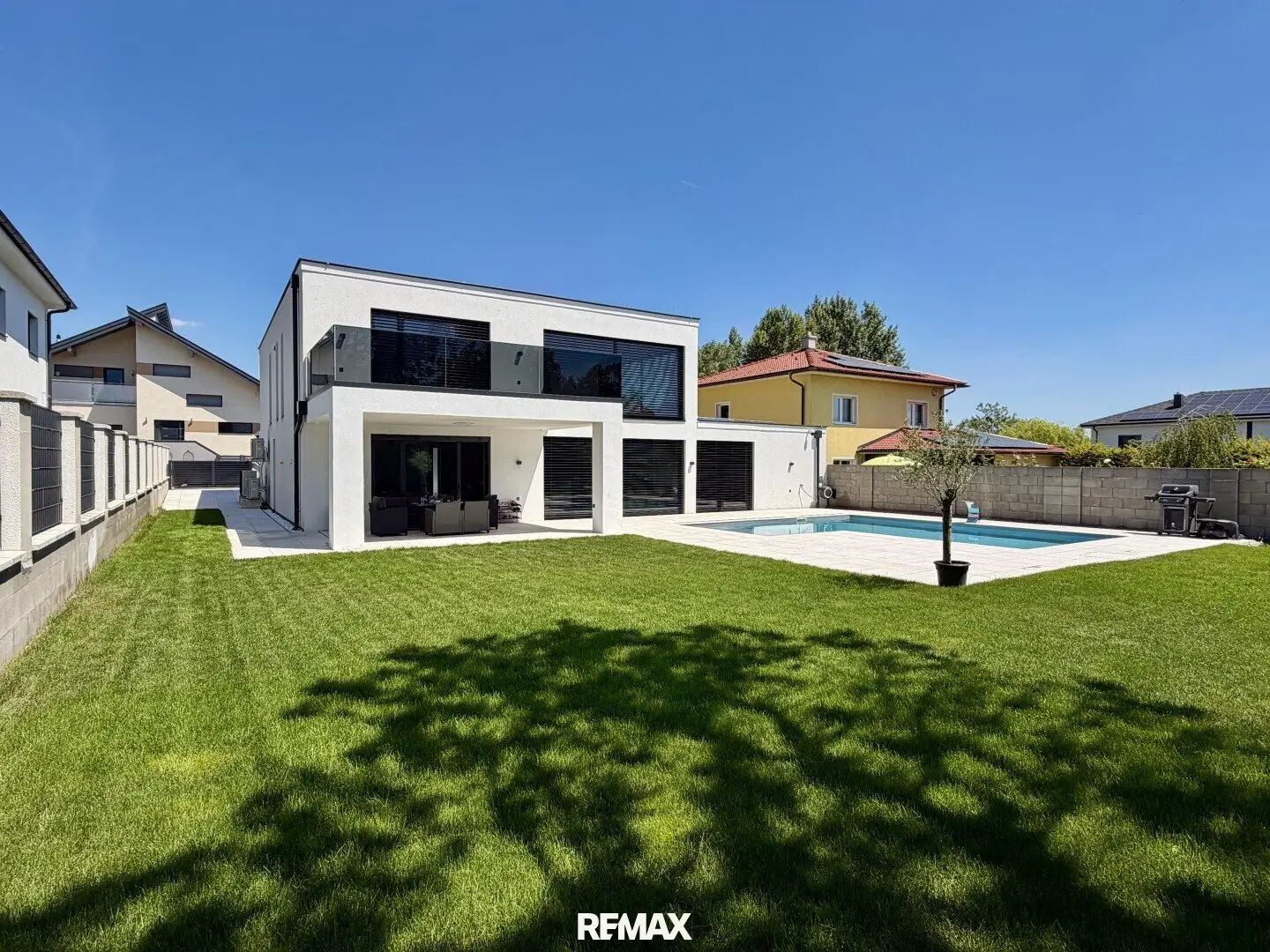 Moderne Villa mit Pool