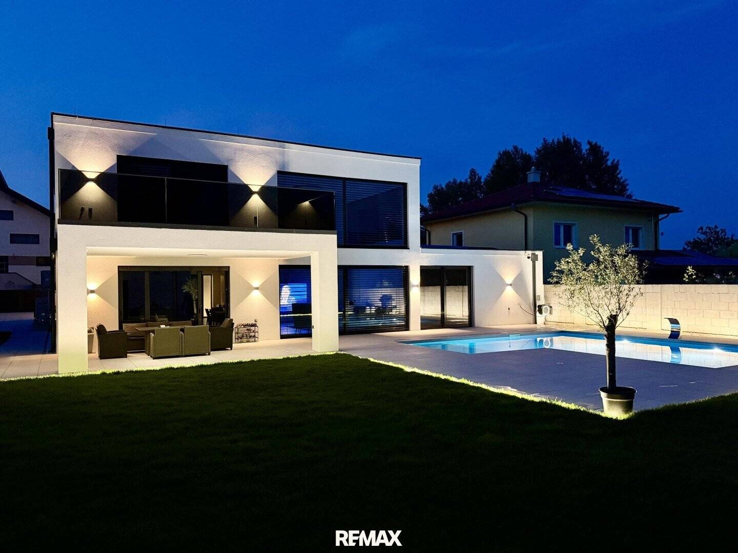 Modern Villa with Pool