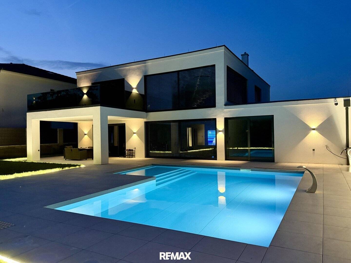 Modern Villa with Pool