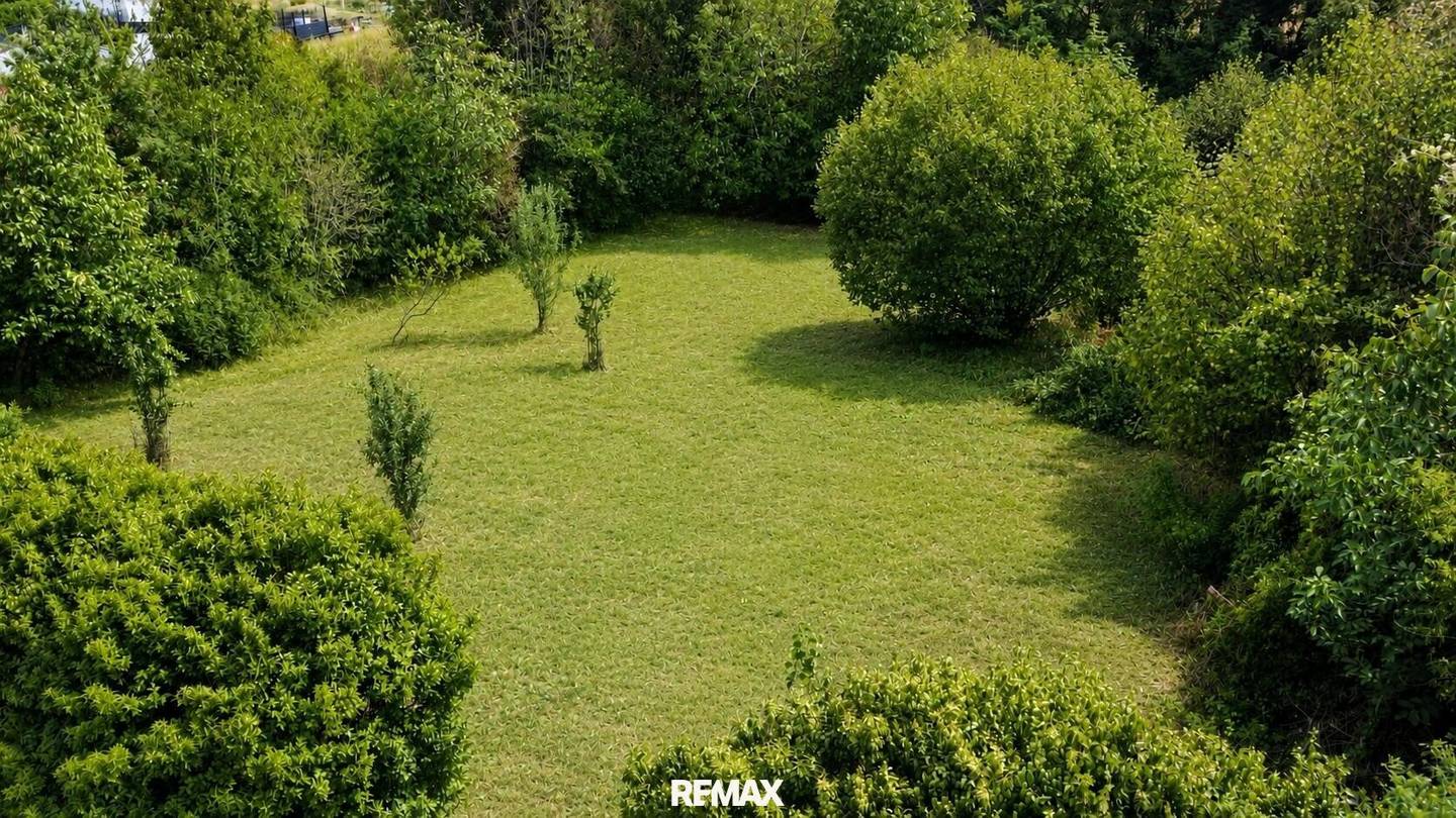Spacious building plot with plenty of privacy – 1,935 m² near Tulln
