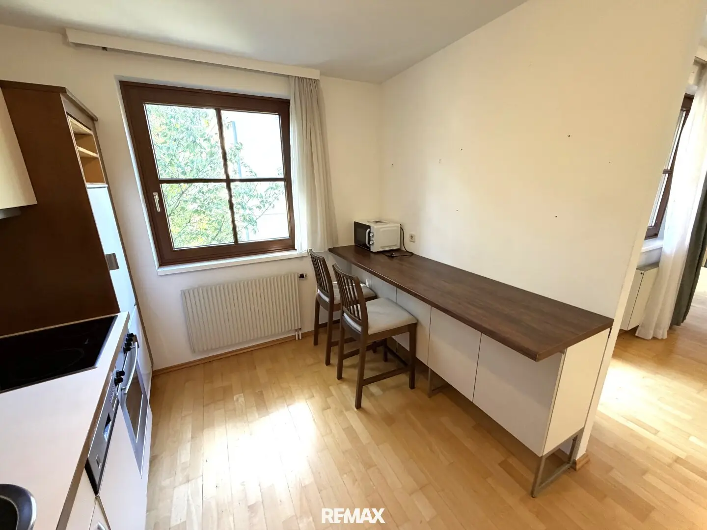 Top single apartment with loggia