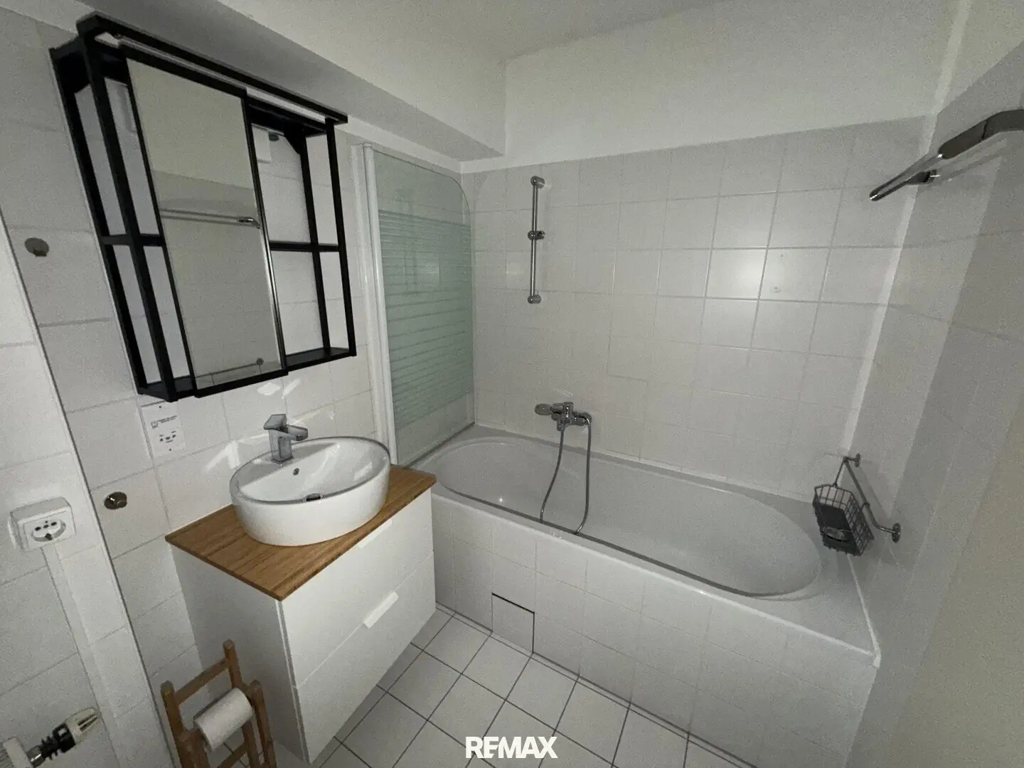 Top single apartment with loggia
