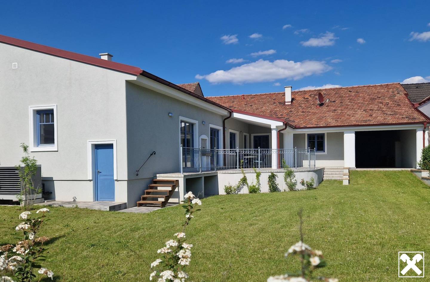 LANDSITZ AUF HÖCHSTEM NIVEAU