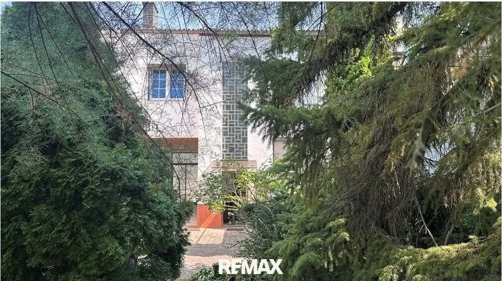 Living where Vienna meets the countryside!