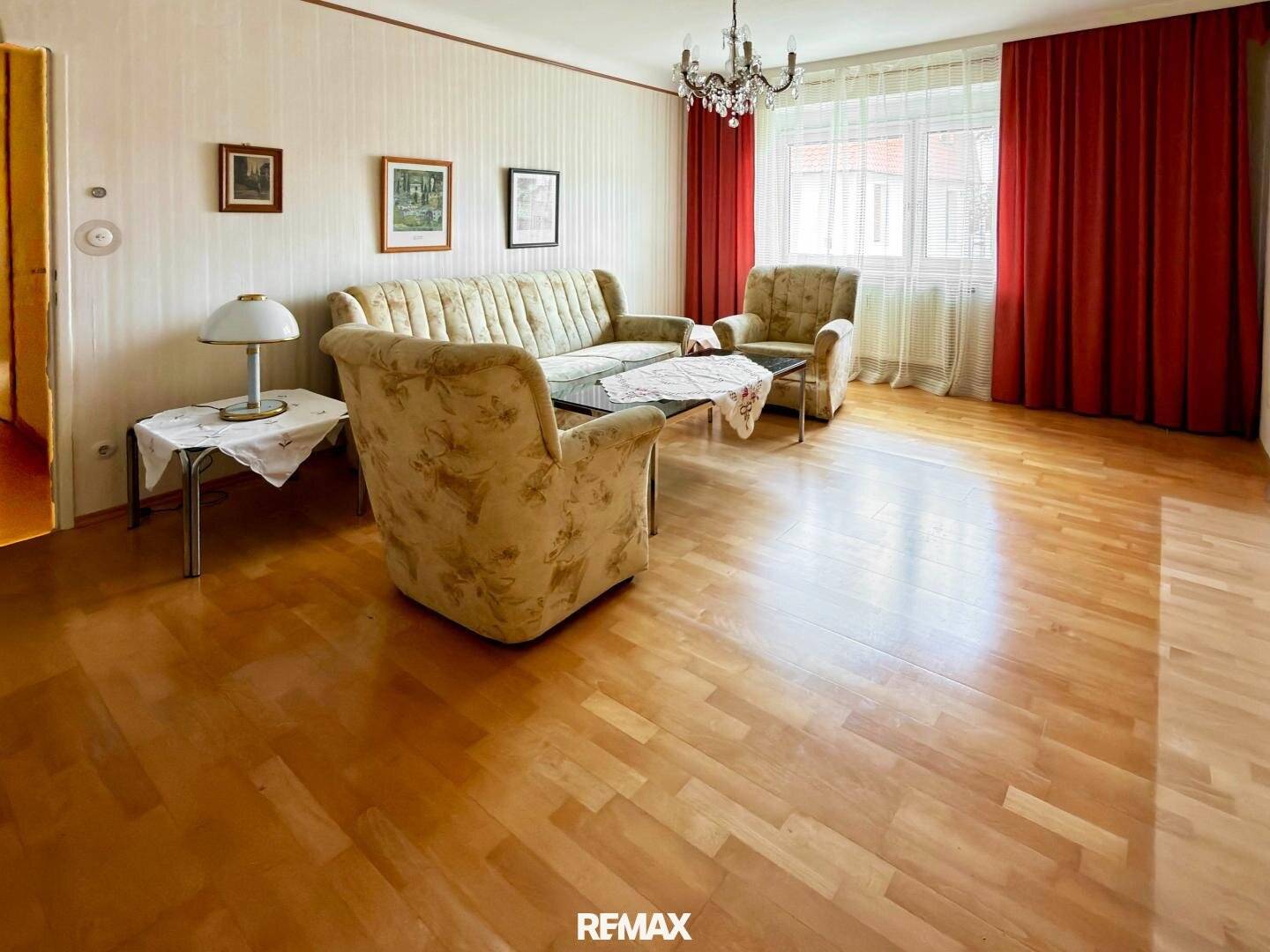 02 Zimmer 1