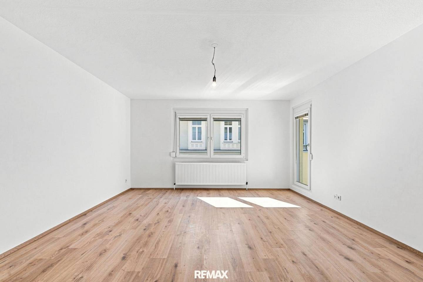 Two Loggias. Three Rooms. One Naschmarkt.