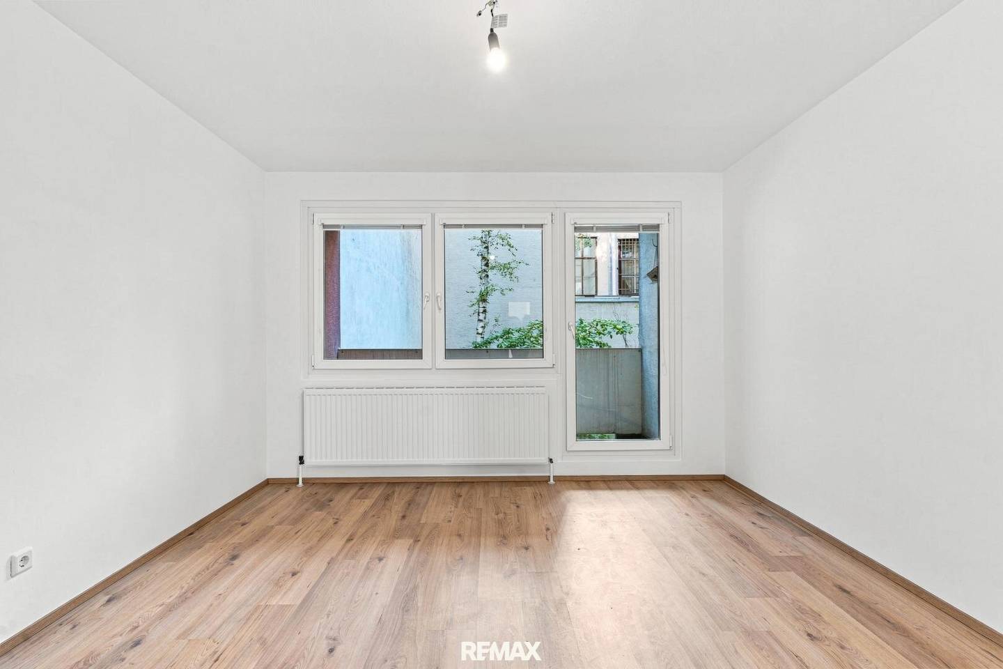 Two Loggias. Three Rooms. One Naschmarkt.