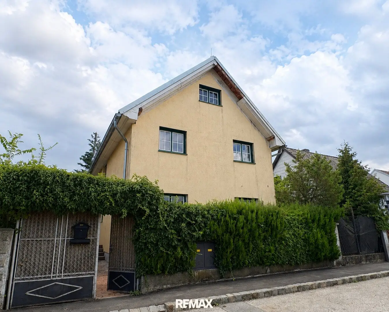 I want to HAVE it! – Renovate or New Build?