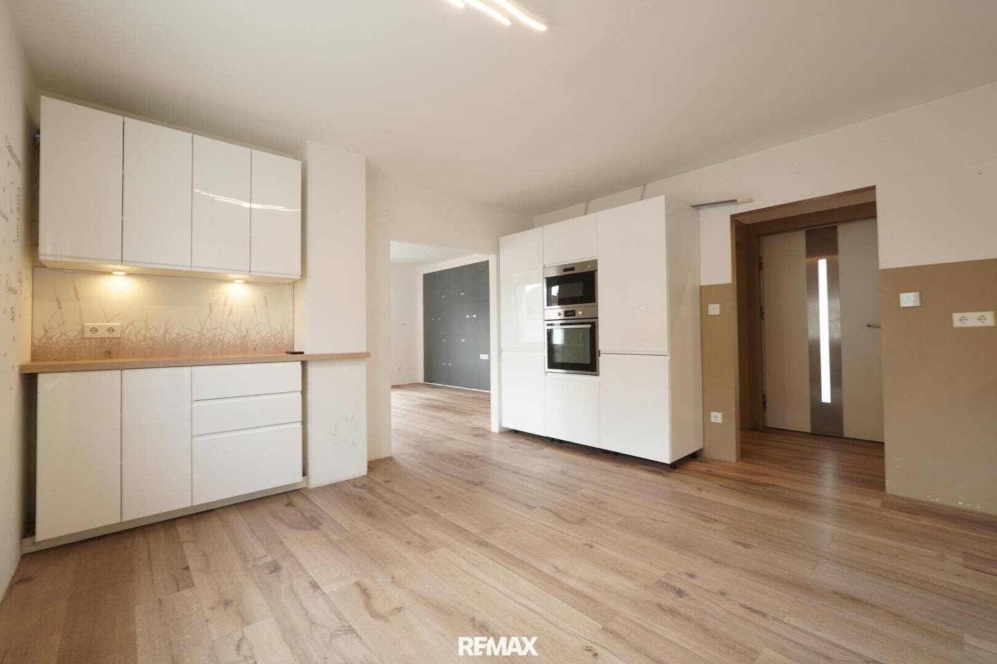 HAUS STATT WOHNUNG | Garten & Pool | Nur ca. 30 Min. nach Wien