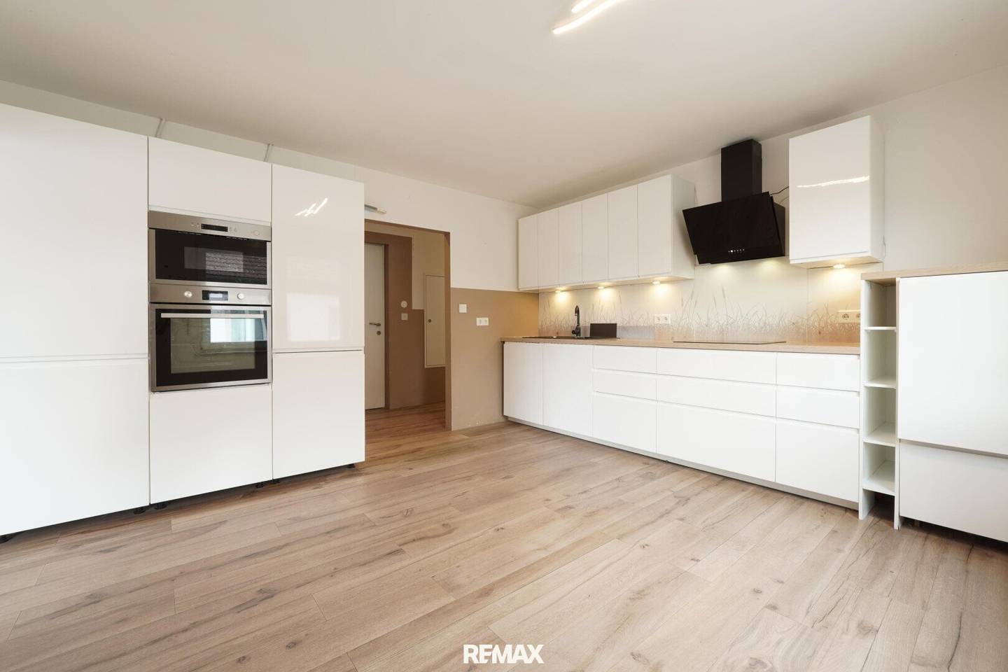 HAUS STATT WOHNUNG | Garten & Pool | Nur ca. 30 Min. nach Wien