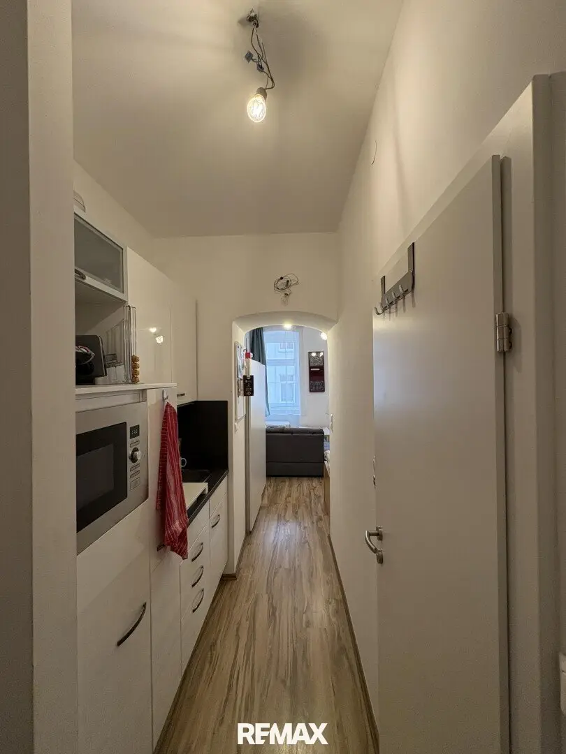 Small apartment. Big possibilities!