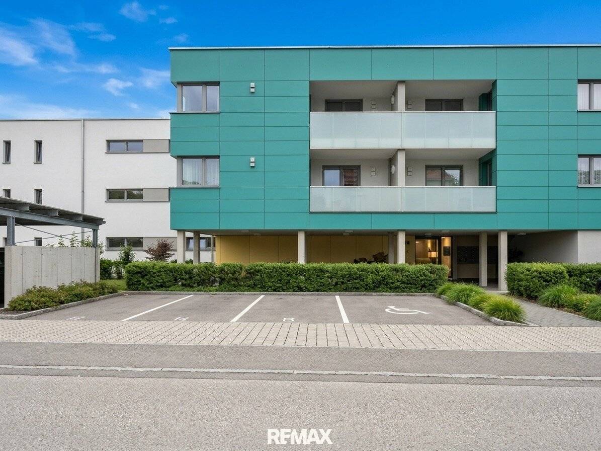 Rental apartment near center