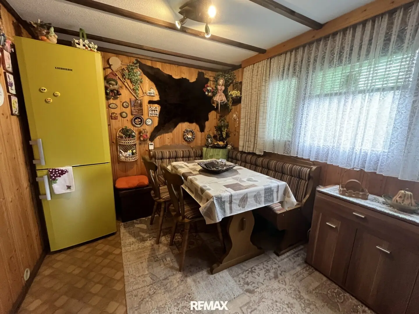 Weekend house in quiet location