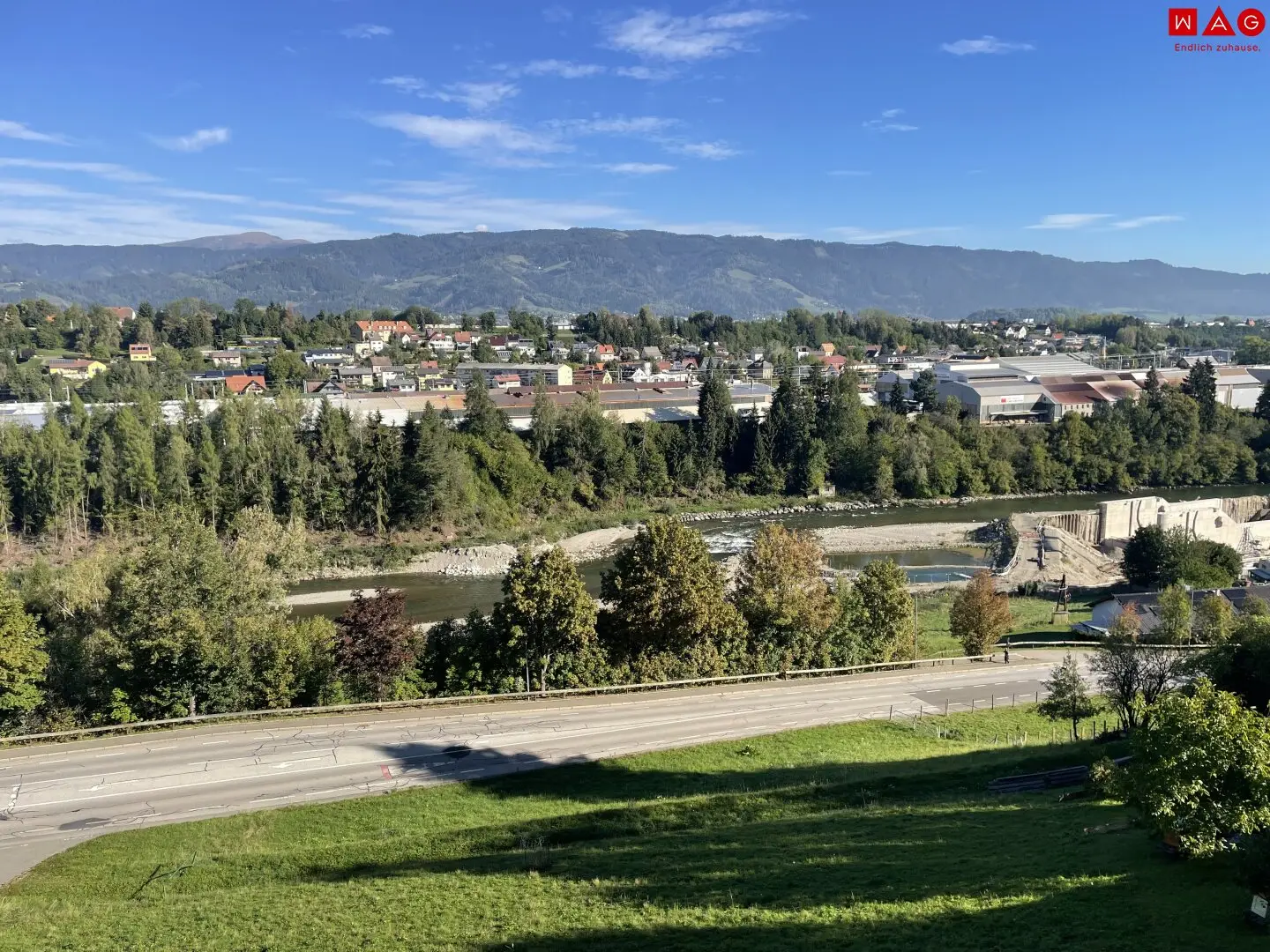 3-Zimmer-Wohnung mit Balkon in zentraler Lage – provisionsfrei!