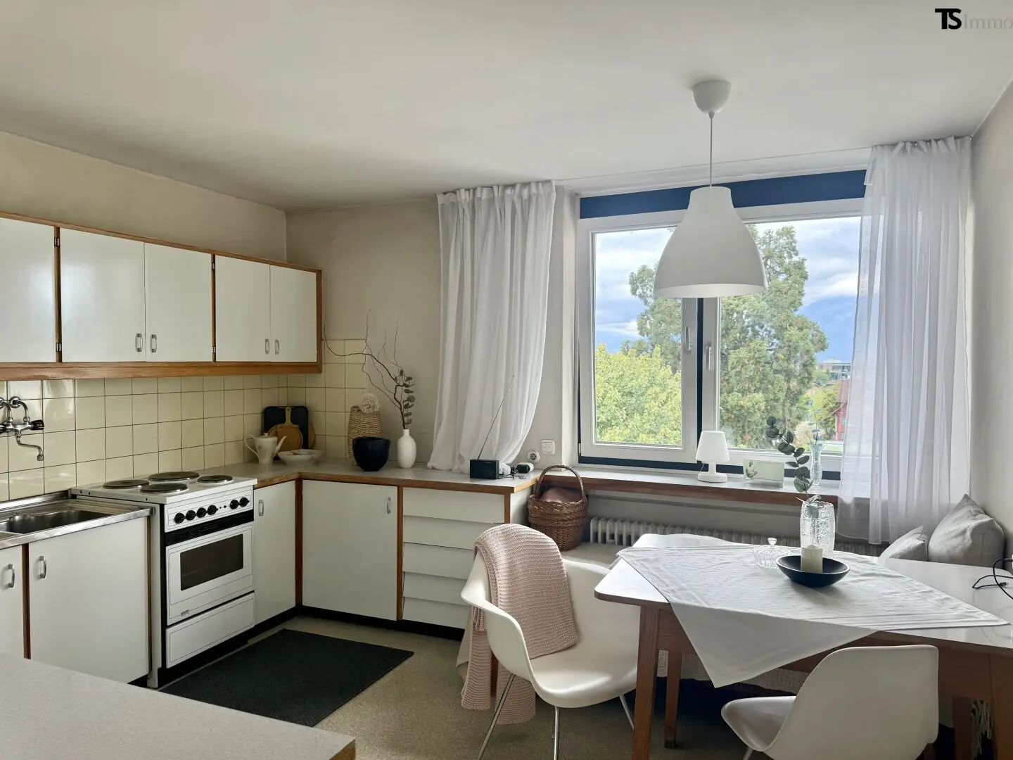 Rankweil 3-Zimmer-DG-Wohnung mit 84m², Stellplatz, Aufzug,