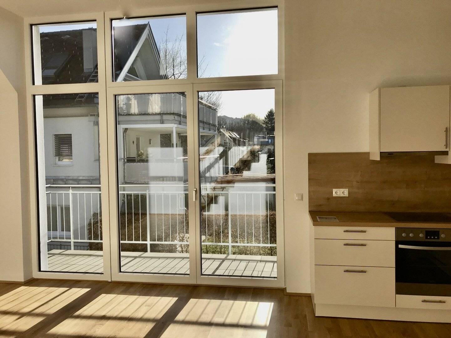 Charmante 3-Zimmer-Wohnung mit Galerie in begehrter Lage von Salzburg-Herrnau