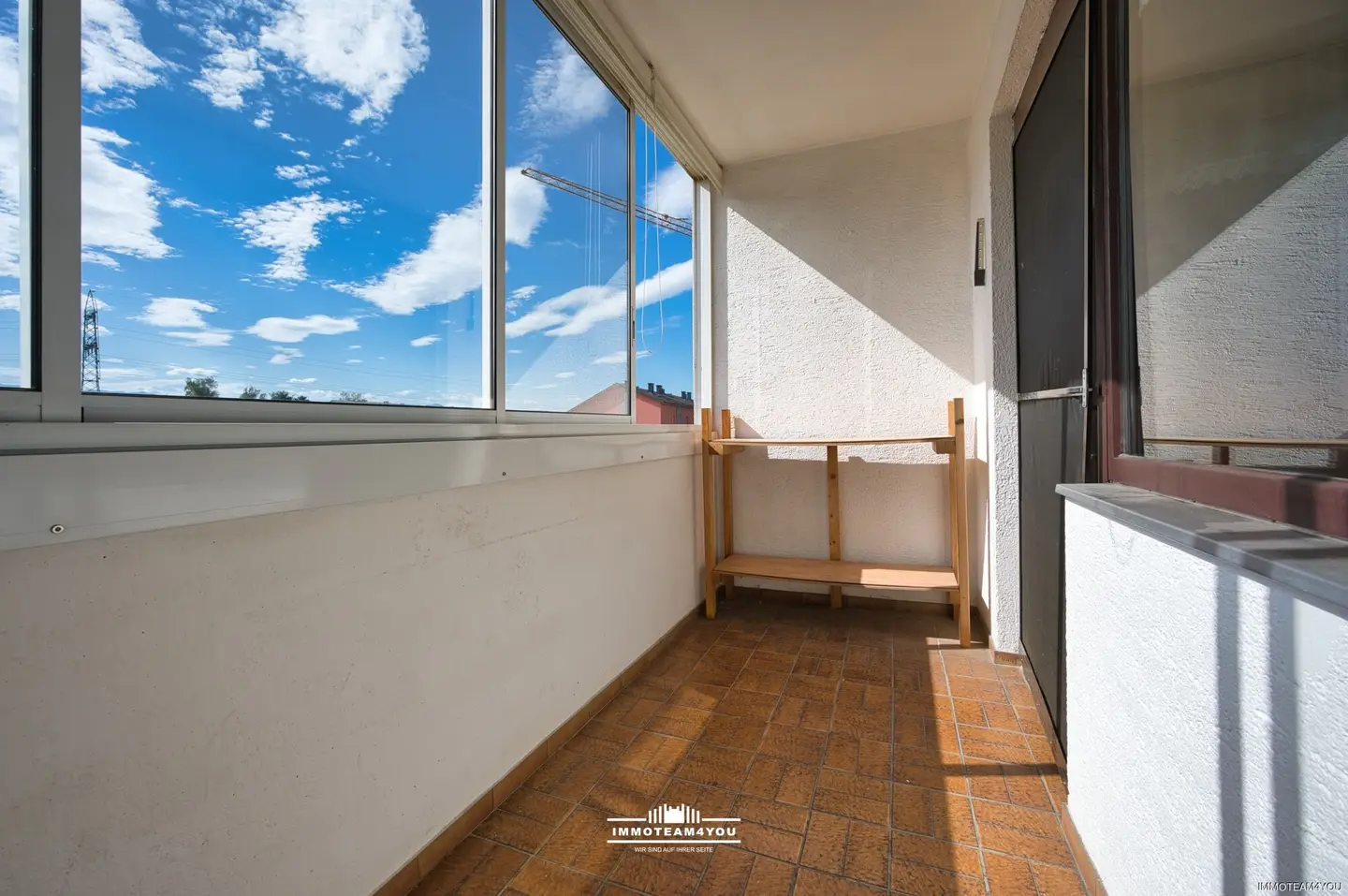 Sunny Wohnung with glazed loggia and garage