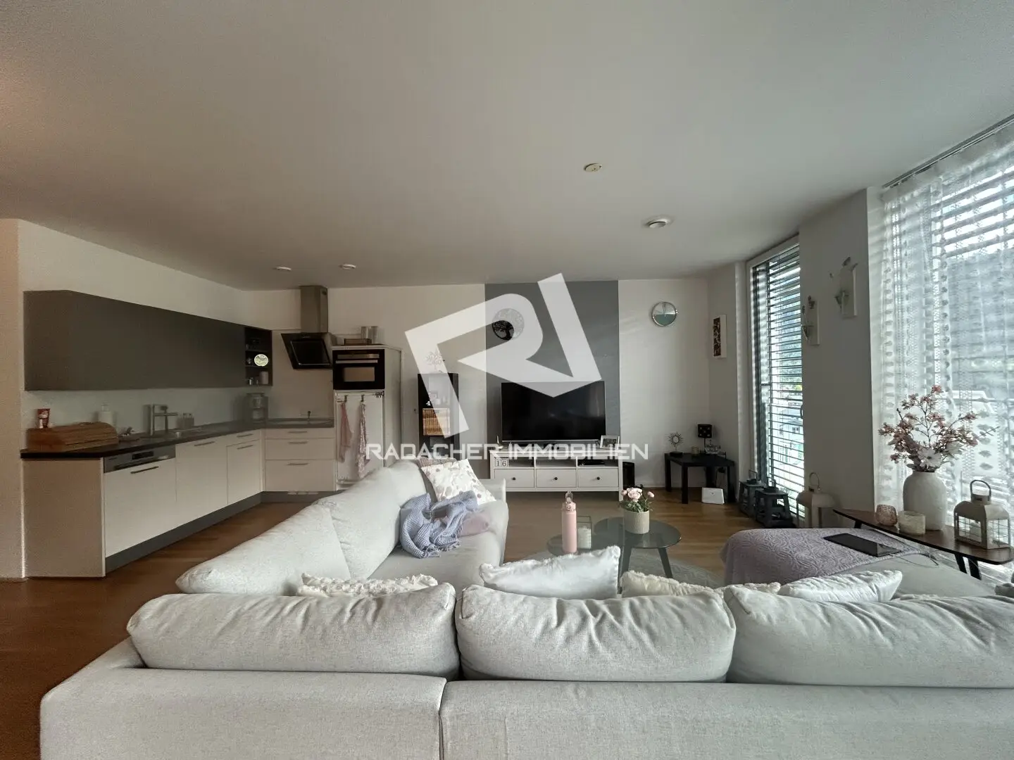 Modern 3 room apartment for rent in Taxenbach