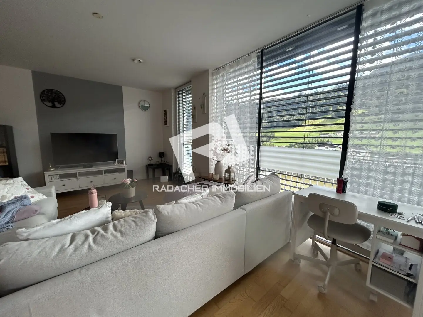 Modern 3 room apartment for rent in Taxenbach