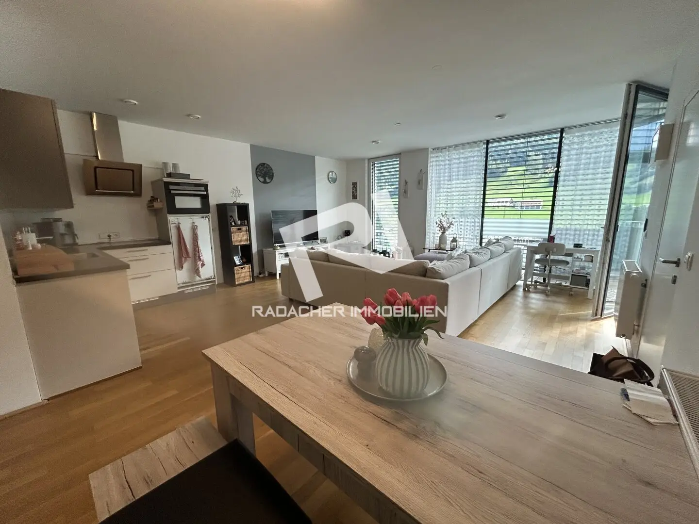 Modern 3 room apartment for rent in Taxenbach