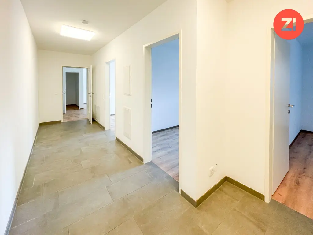 New build Erdgeschosswohnung near S10 with balcony