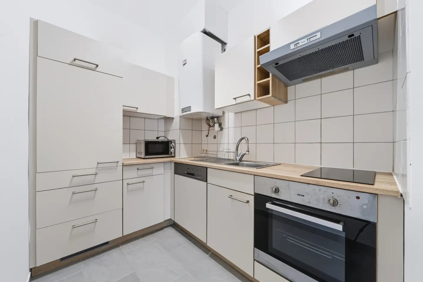 Compact living happiness in stately surroundings