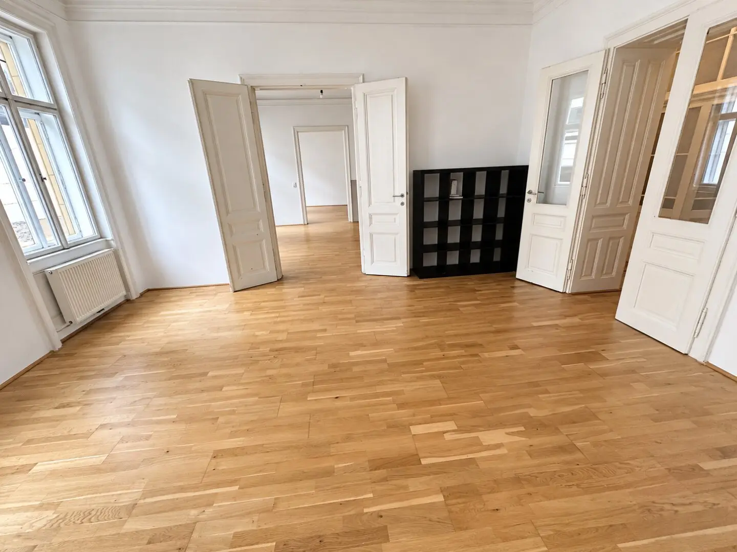Stylish old building in city location near Urania with flatshare suitability