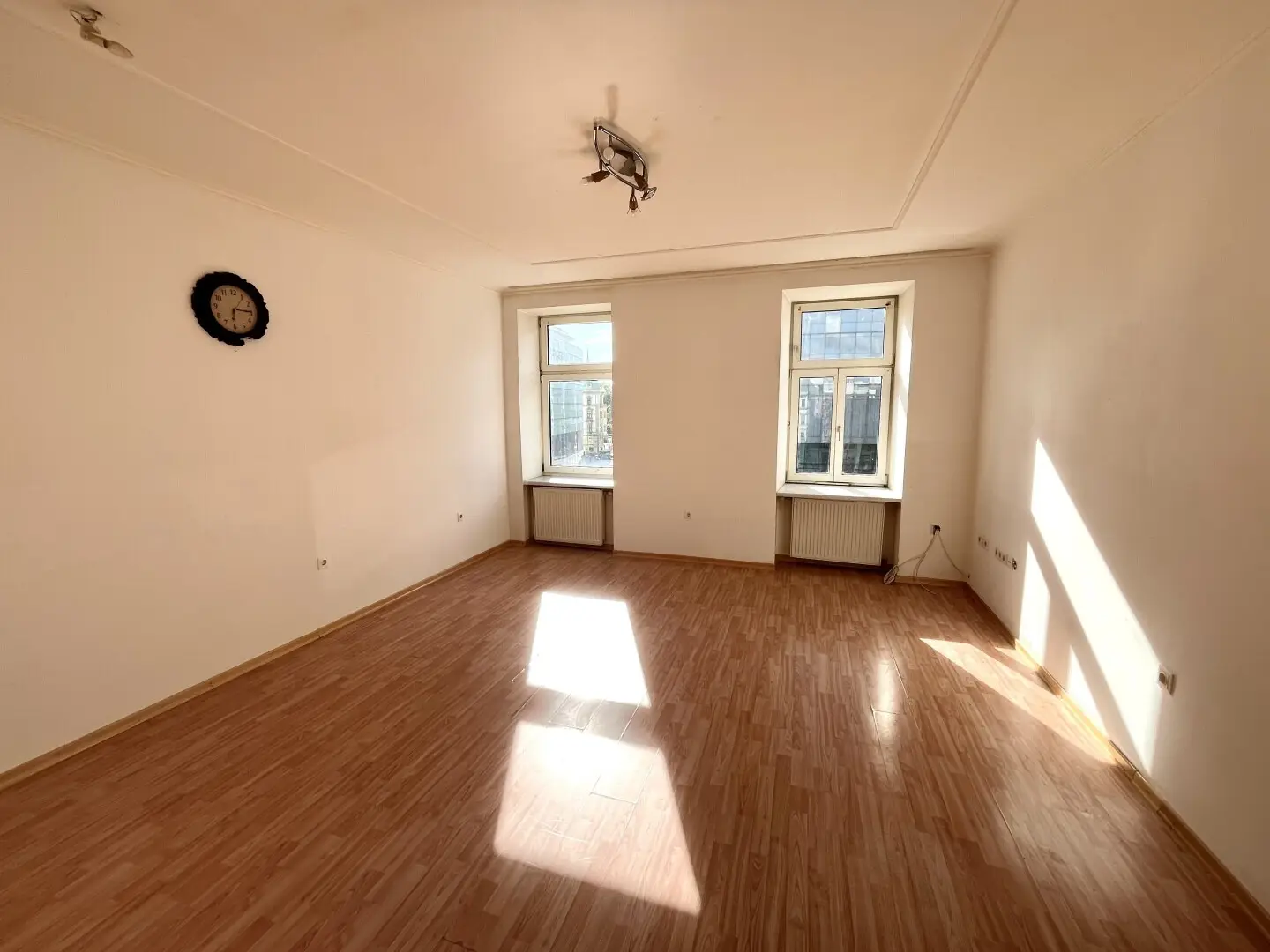 Wohnung mit Gestaltungsspielraum und Aufzug
