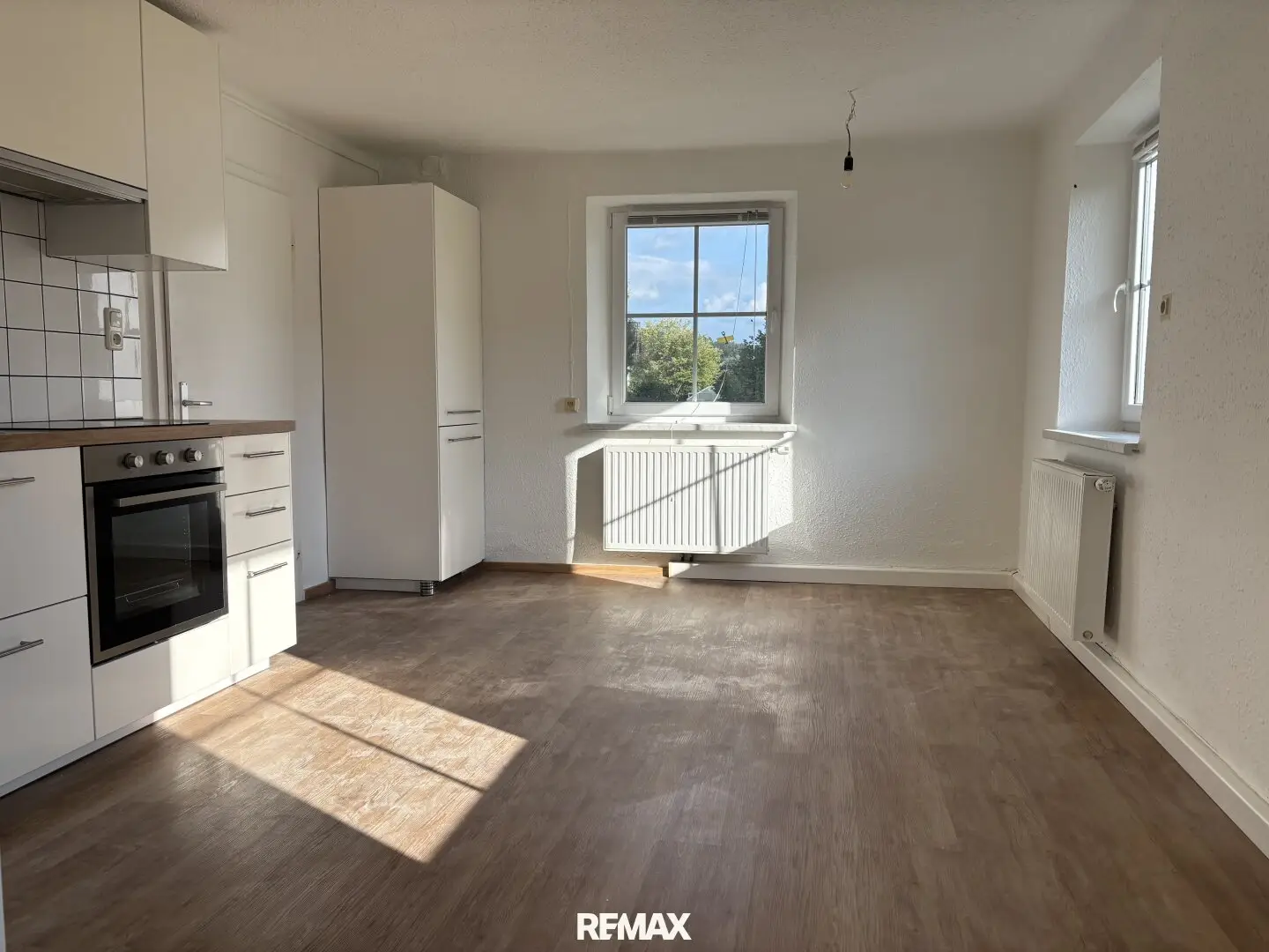 Spacious single family house in central location