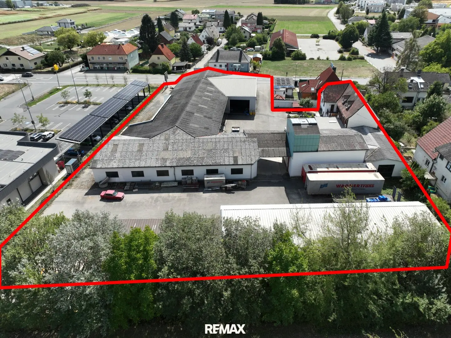 Commercial property with residential house in Persenbeug