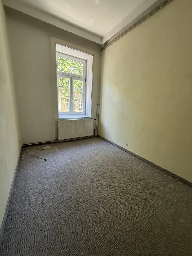 Renovation required 4 room apartment 400 meters from Hernals station (future U5 station)
