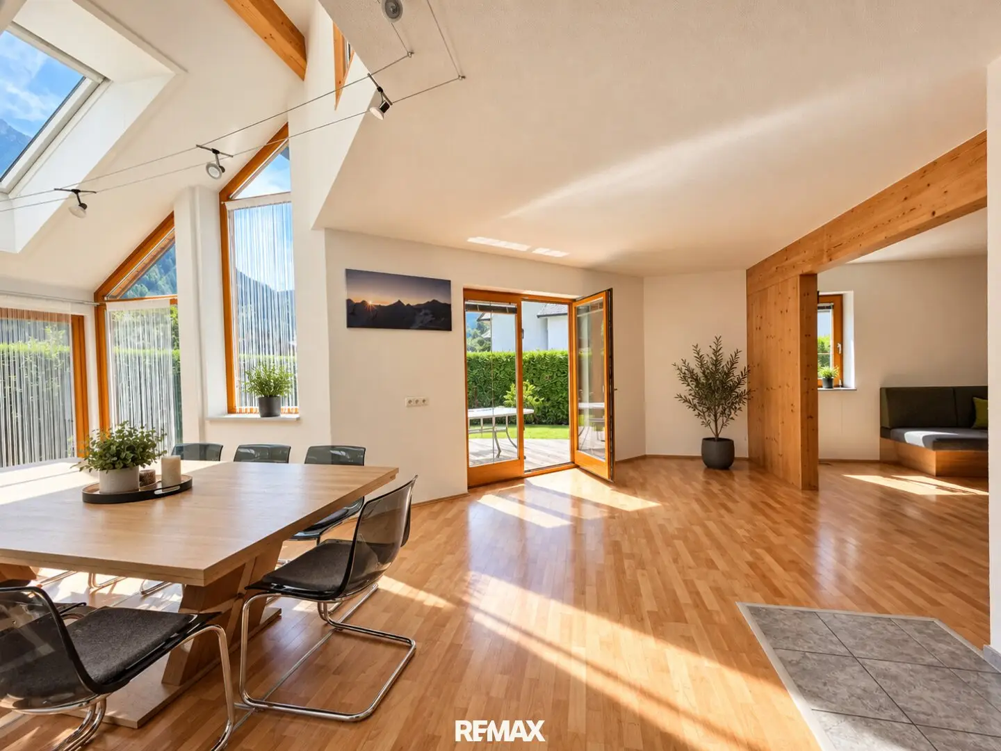 Alpine living with comfort – spacious single-family house in the Ötztal