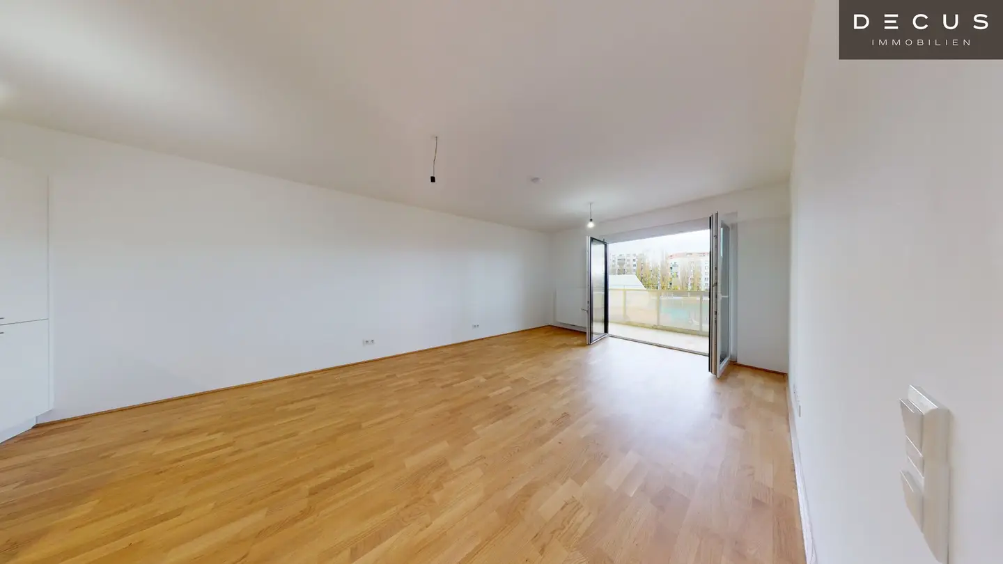 / MIETDAUER 10 JAHRE / NORD-WESTSEITIG / KEIN VIS-A-VIS / NIEDRIGENERGIE-HAUS / LEOPOLDAUERSTRASSE / DREI-ZIMMER / BALKON / NEUBAU /