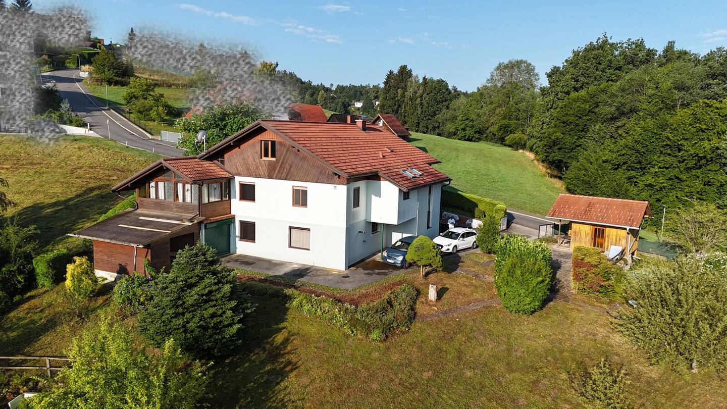 Space, Tranquility &amp; Near Graz – Spacious Single Family House in Hart bei Graz