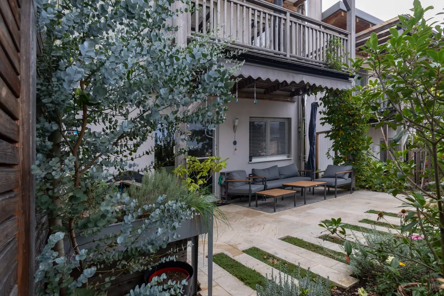 Family-friendly terraced house in a cul-de-sac location in Weinitzen