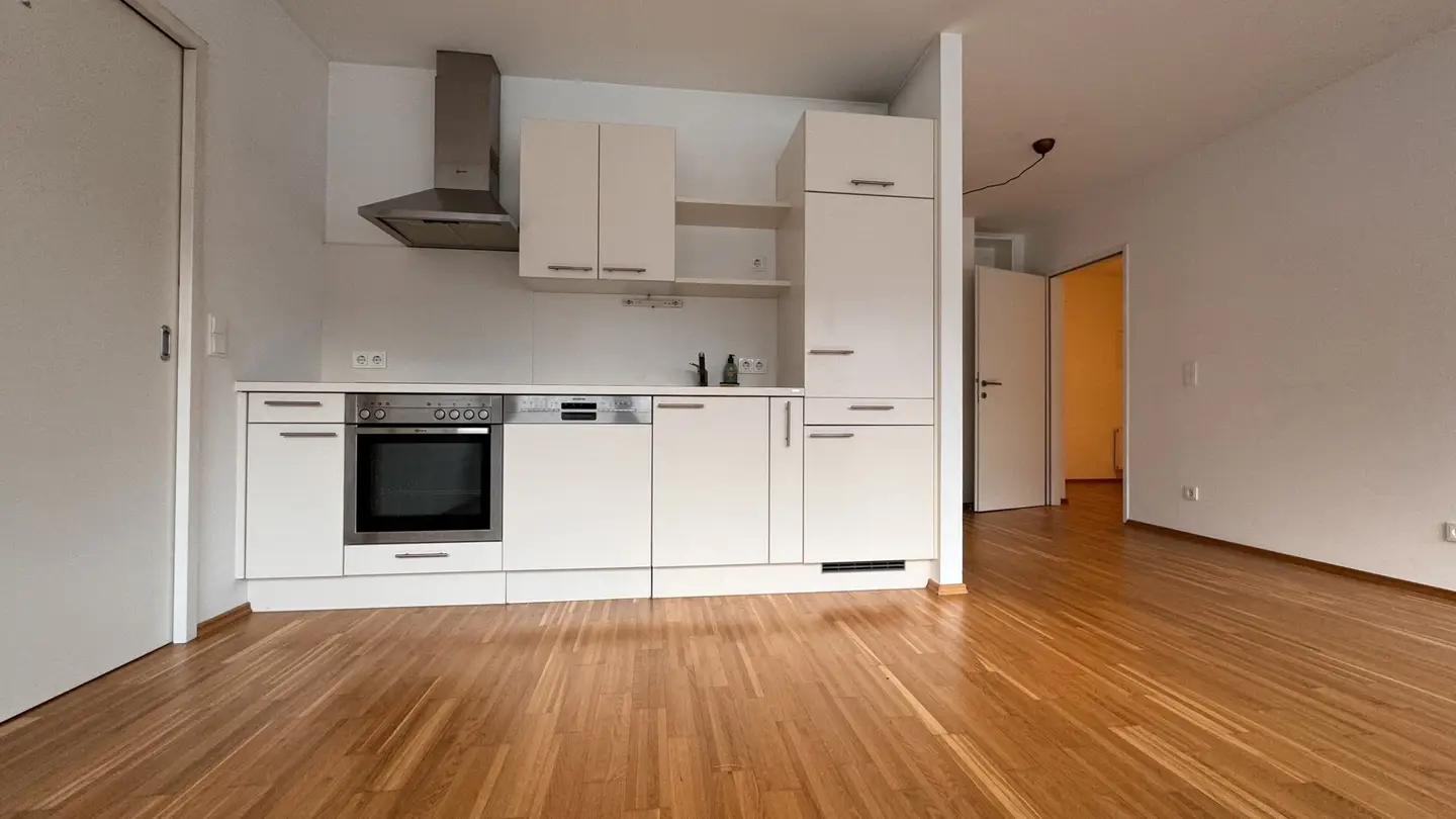 Top floor with loggia near Praterstraße - 2 rooms