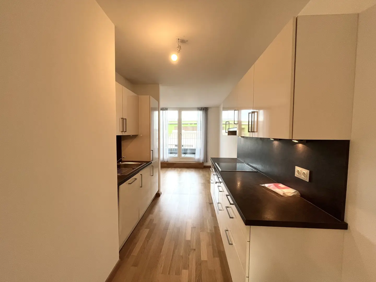 Penthousewohnung with terrace and distant view