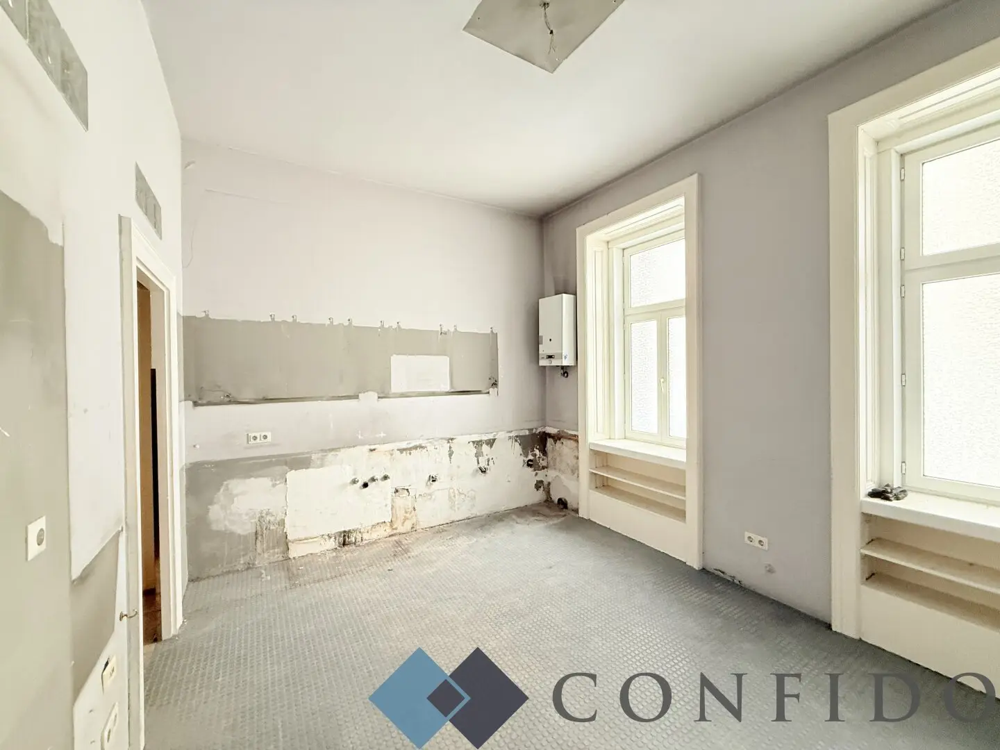 Space with versatile use - Office, Yoga Studio, Boutique and more - Renovation in coordination with the new tenant