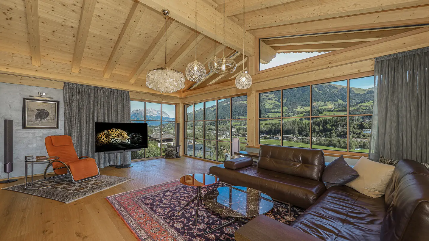 Apartment with unobstructed panoramic view and sauna