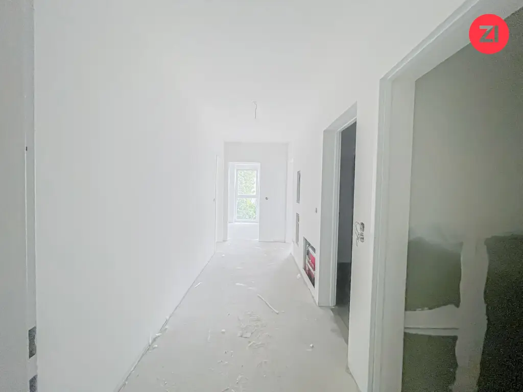 Apartment quiet and central with balcony and underground parking