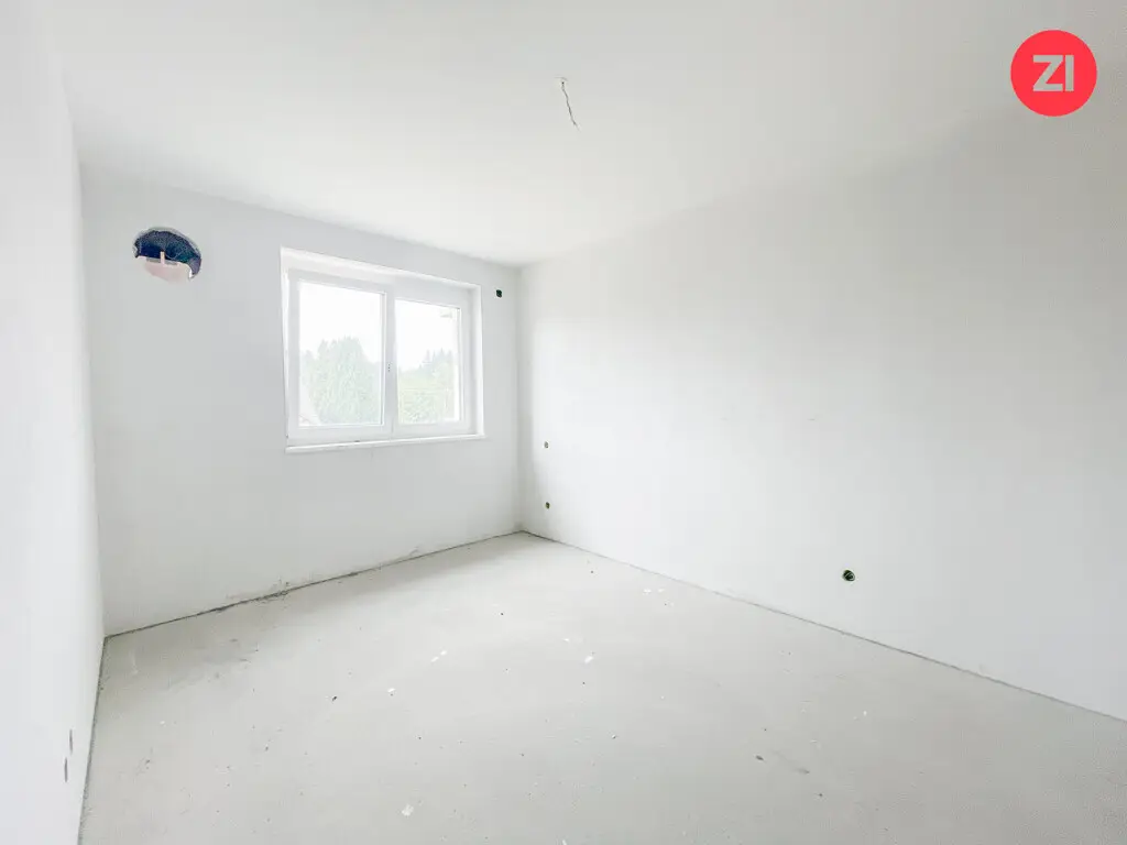 New build ground floor apartment with sunny balcony