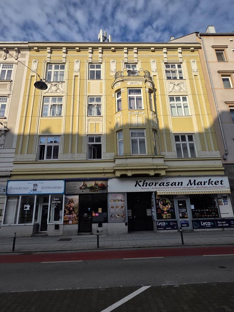 Ertragreiches Zinshaus (Wohn- und Geschäftshaus) mit weiterem Mietanpassungspotenzial