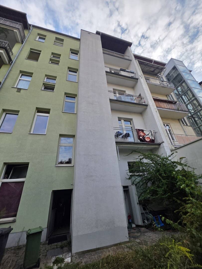 Ertragreiches Zinshaus (Wohn- und Geschäftshaus) mit weiterem Mietanpassungspotenzial
