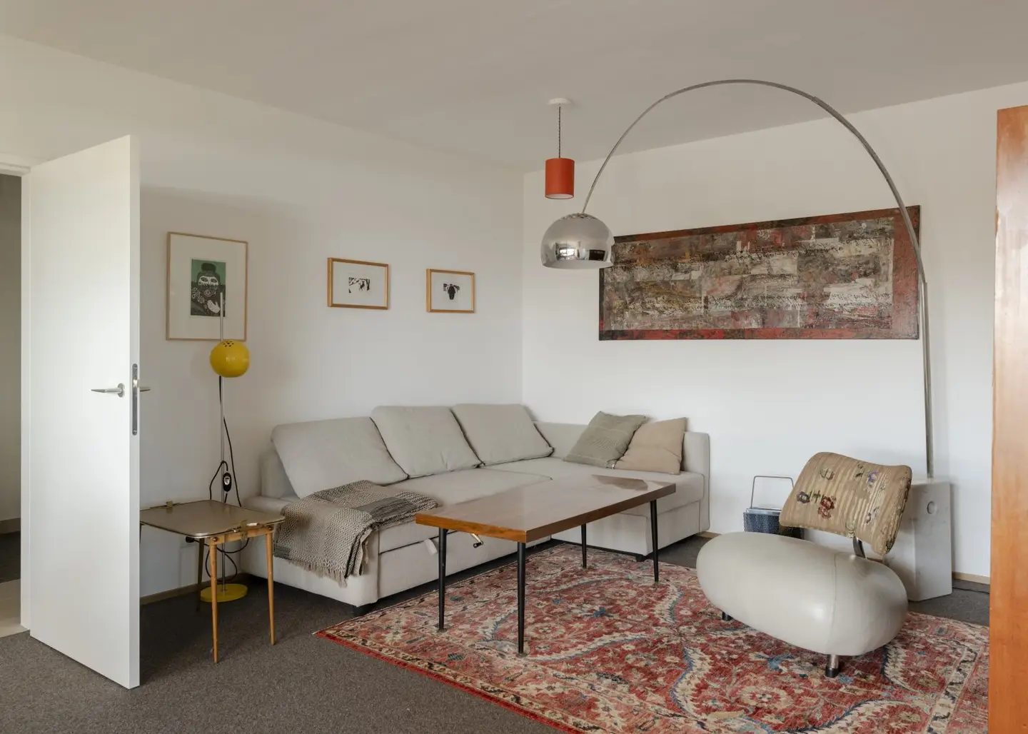 Renovated Retro Apartment in Private Holiday Paradise